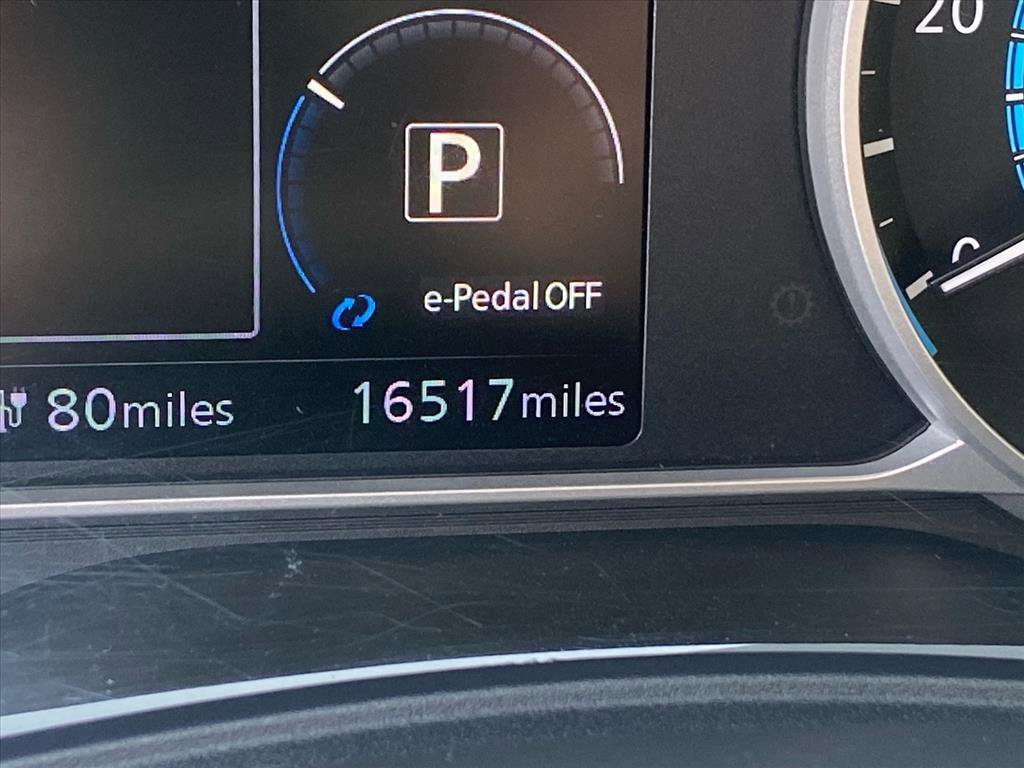 Used 2023 Nissan Leaf S image 14