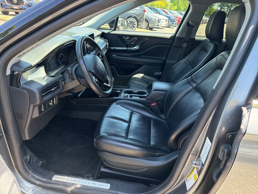 Used 2022 Lincoln Corsair AWD w/ Equipment Group 101A image 18