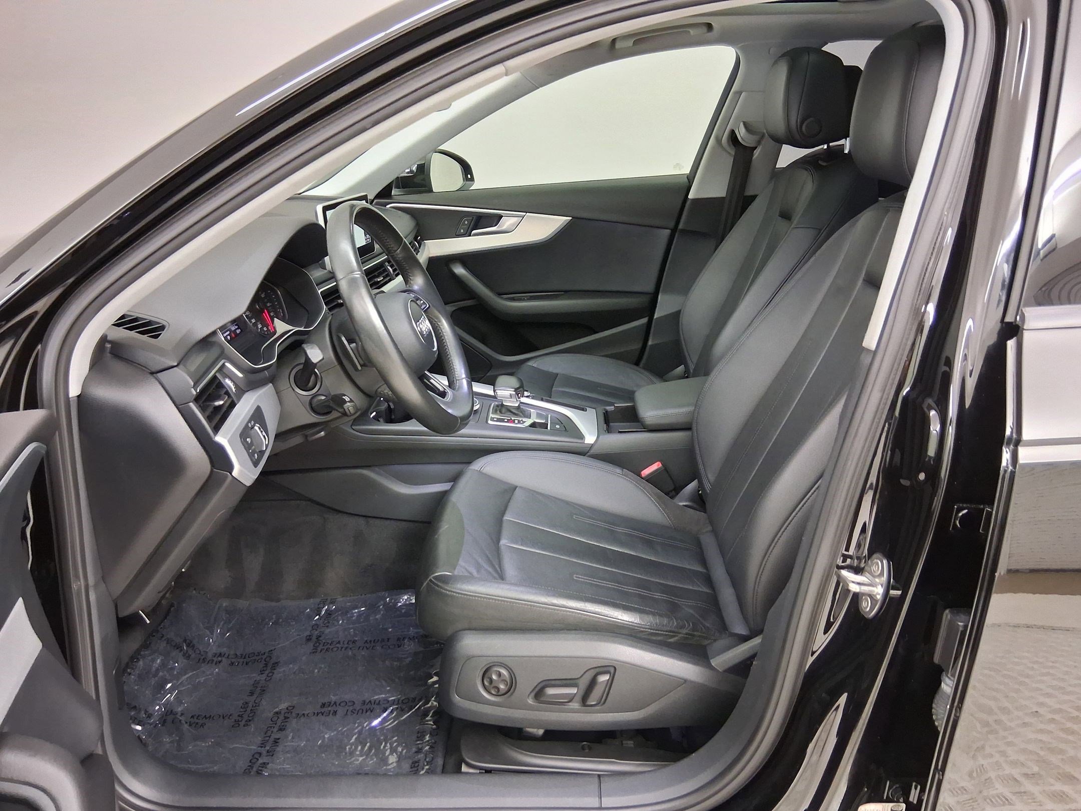 Used 2017 Audi A4 2.0T Premium w/ Audi MMI Navigation Plus FWD image 3