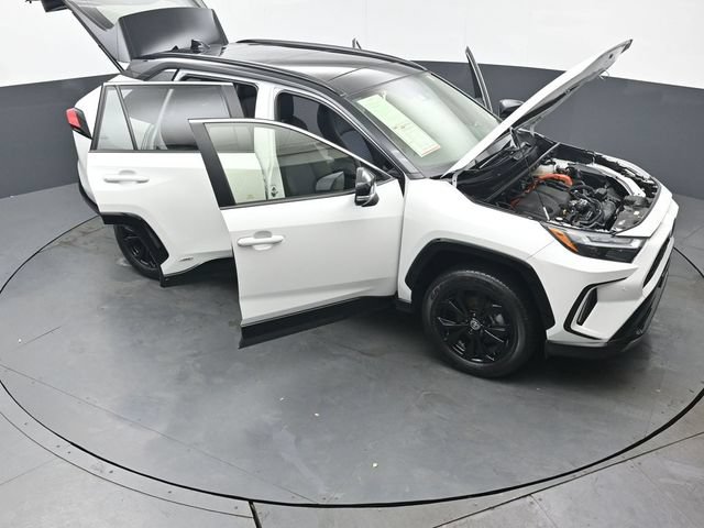 Used 2023 Toyota RAV4 XSE AWD/4WD image 56