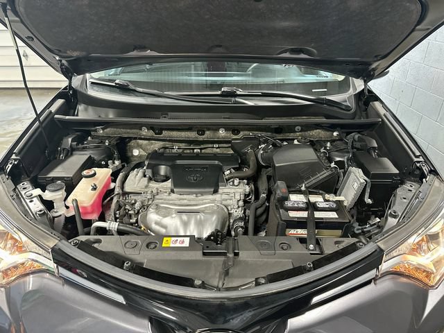 Used 2017 Toyota RAV4 XLE w/ Carpet Mat Package AWD/4WD image 30