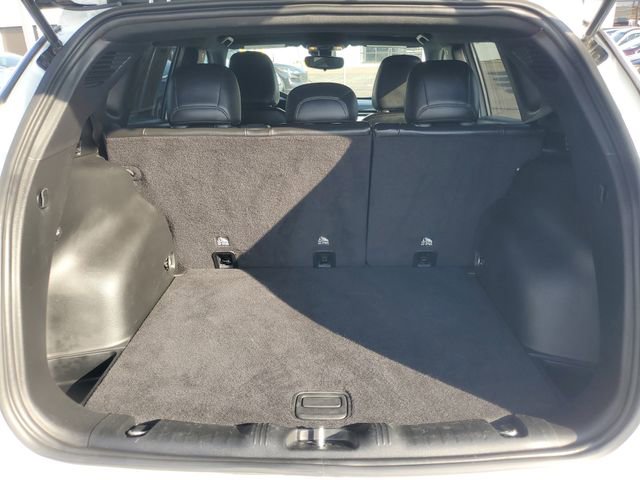 Used 2023 Jeep Compass Latitude image 9