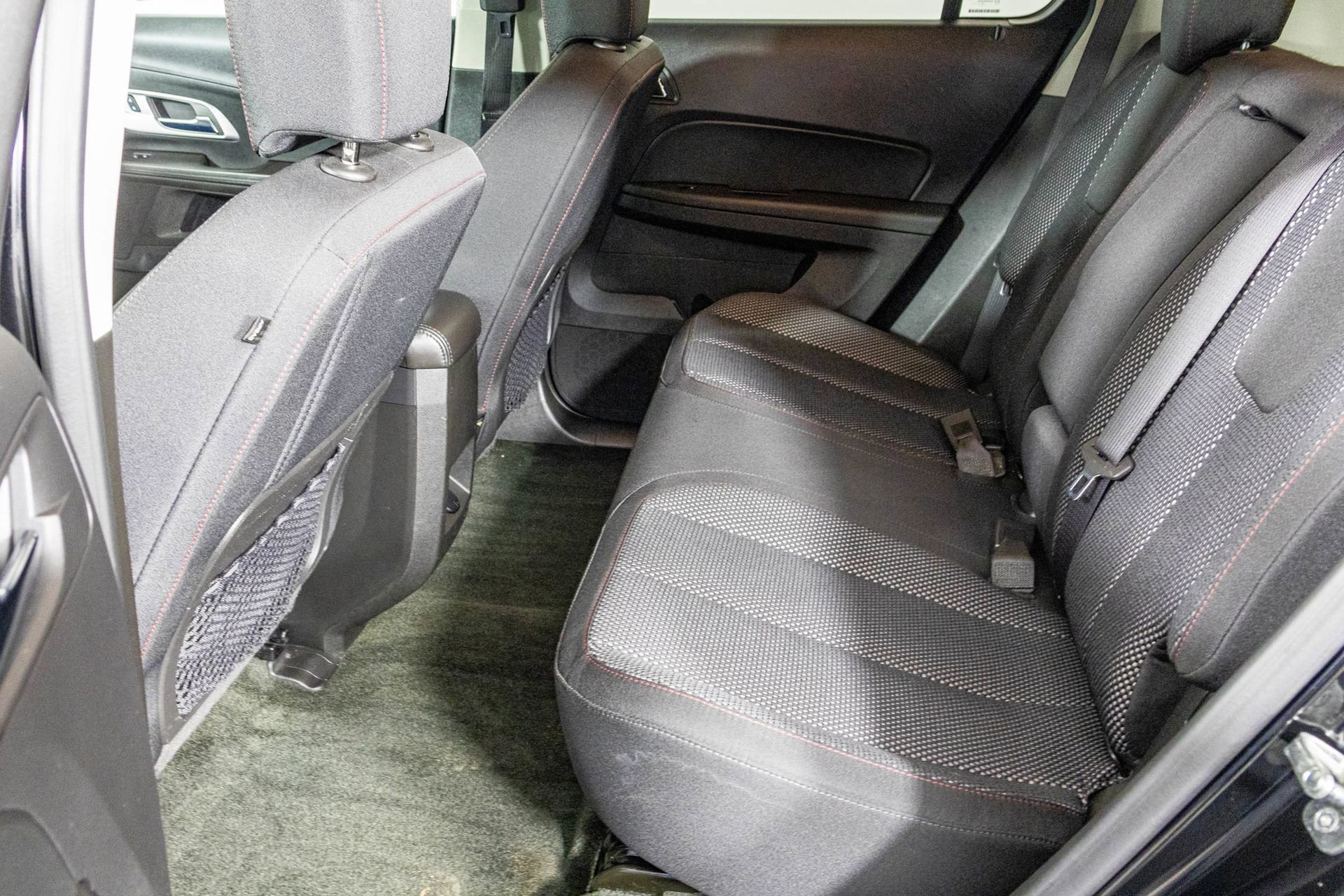 Used 2017 Chevrolet Equinox LT w/ Convenience Package image 34