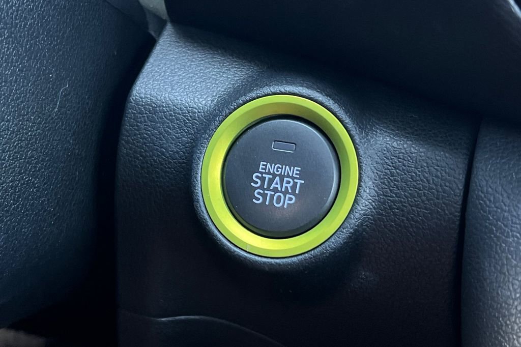 Used 2019 Hyundai Kona Ultimate AWD/4WD image 28