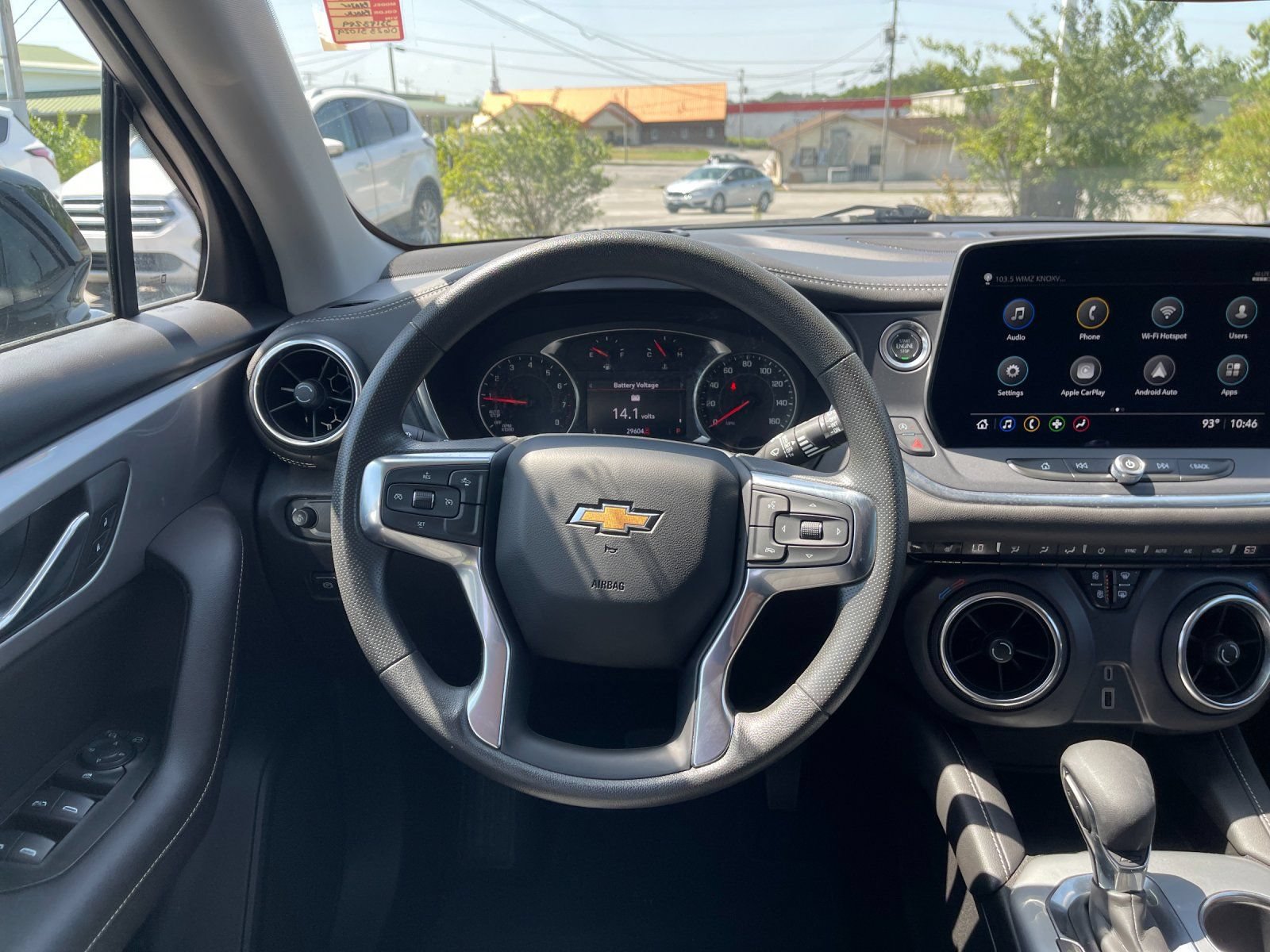 Used 2025 Chevrolet Blazer LT AWD/4WD image 16