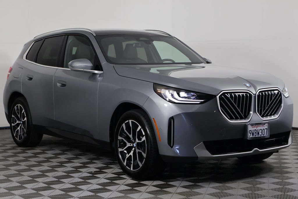 Certified 2026 BMW X3 xDrive30 AWD/4WD image 3