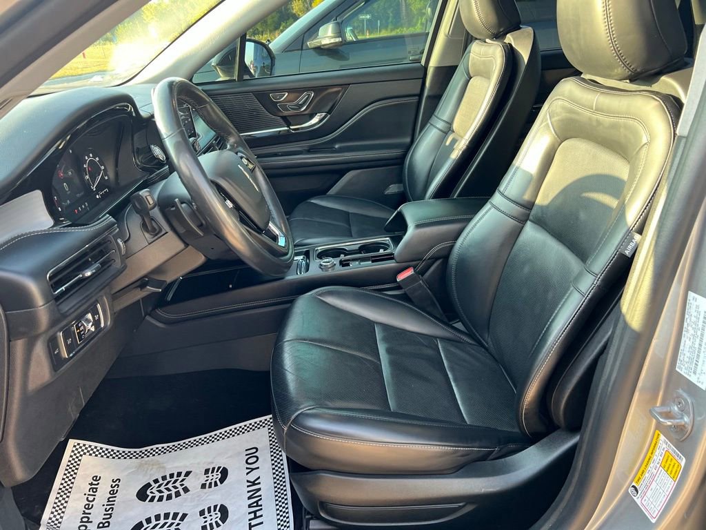 Used 2022 Lincoln Corsair AWD w/ Premium Package image 20