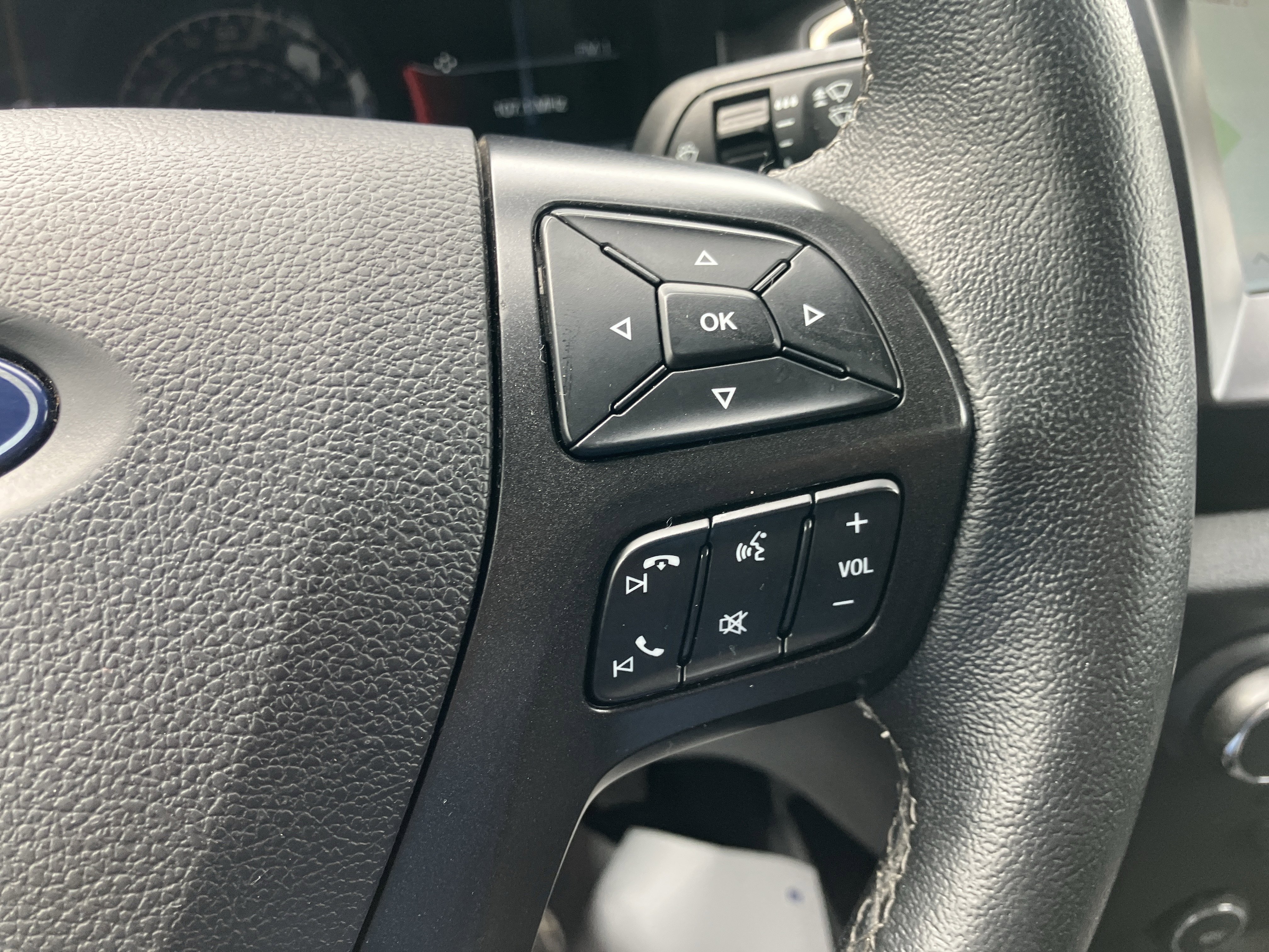 Used 2021 Ford Ranger Lariat w/ Tremor Off-Road Package AWD/4WD image 25