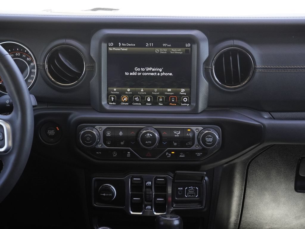 Certified 2023 Jeep Gladiator Overland AWD/4WD image 34