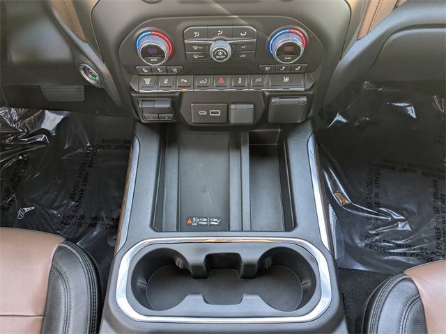 Used 2022 Chevrolet Silverado 3500 High Country image 22