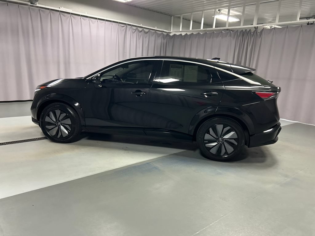 Used 2023 Nissan Ariya FWD image 4