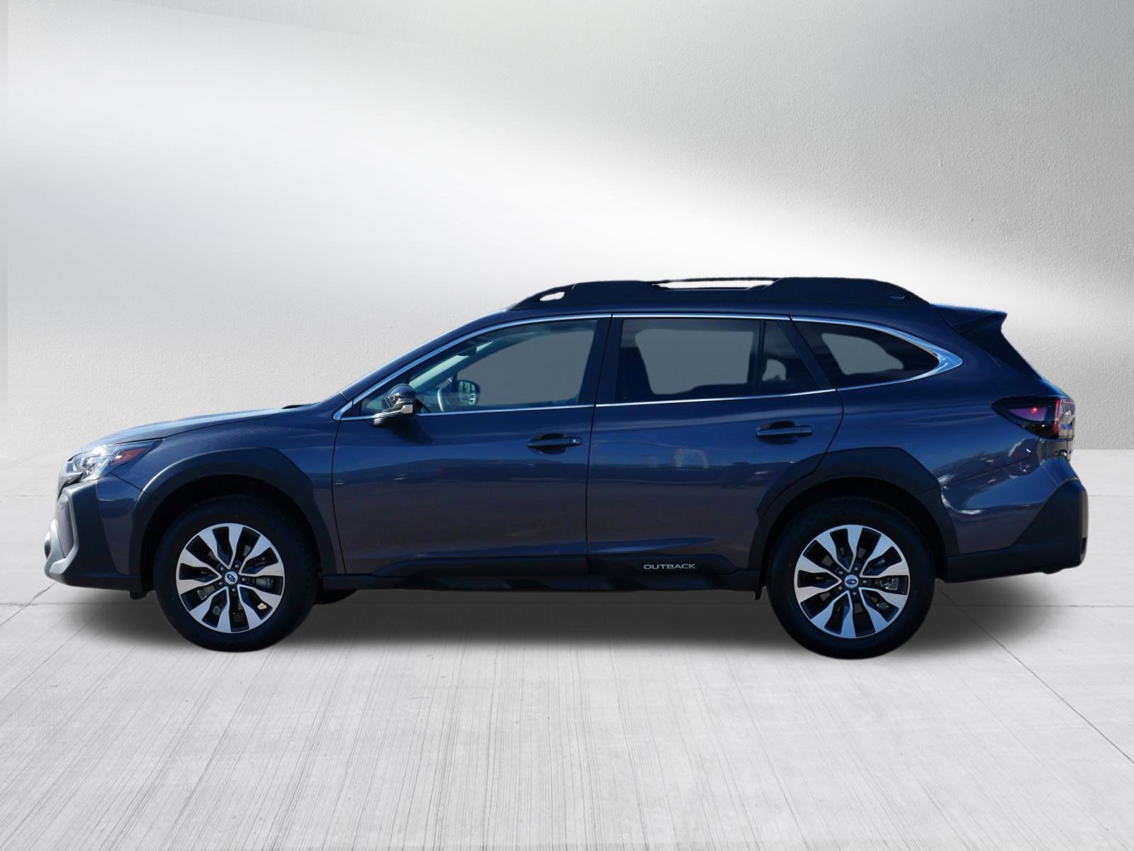 Certified 2025 Subaru Outback Limited image 4