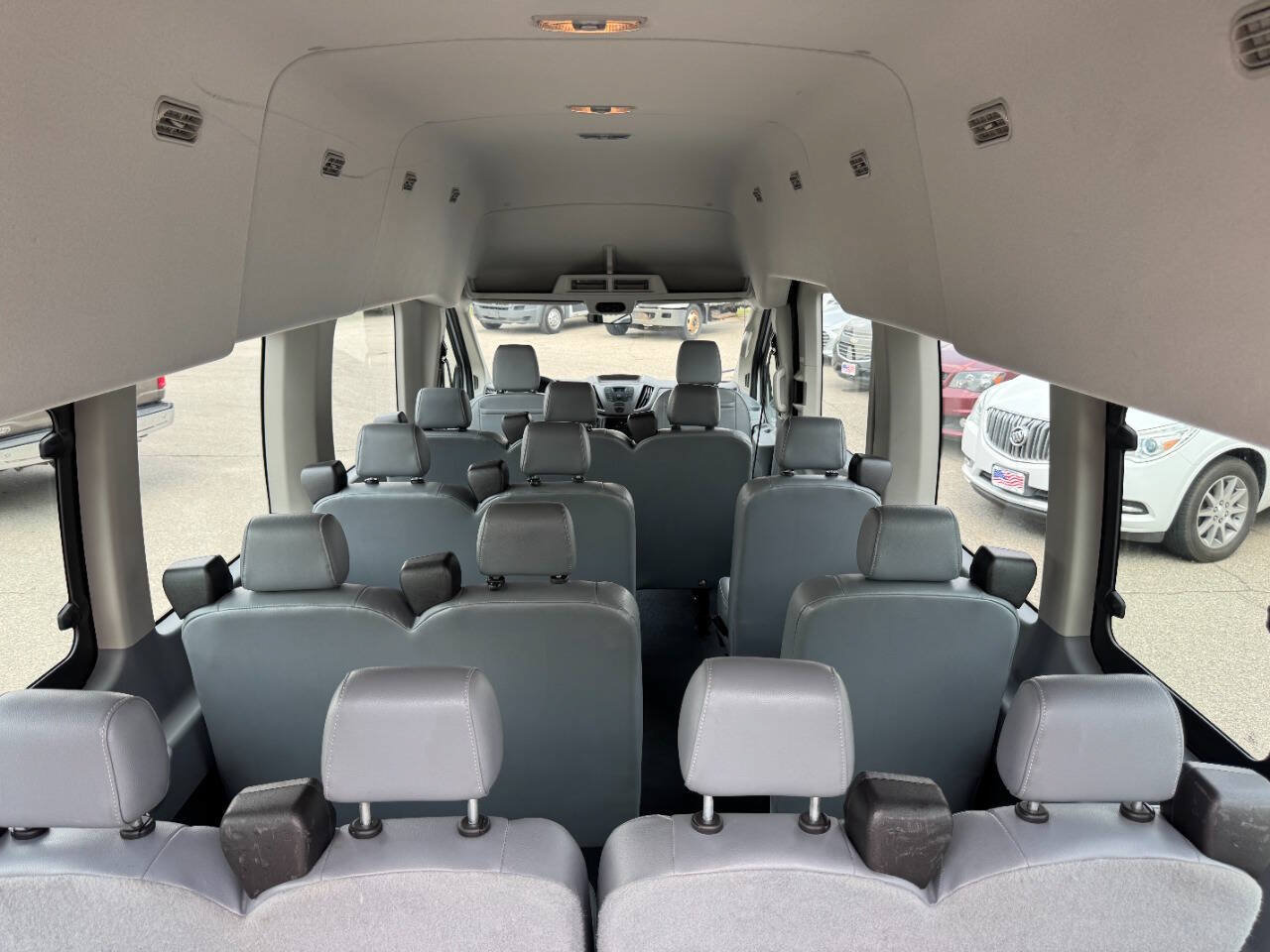 Used 2017 Ford Transit 350 XL RWD image 12