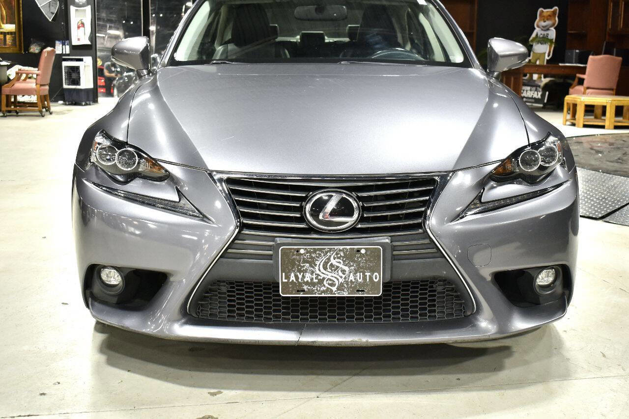 Used 2016 Lexus IS 300 Base AWD 4dr Sedan w/ Premium Package image 3