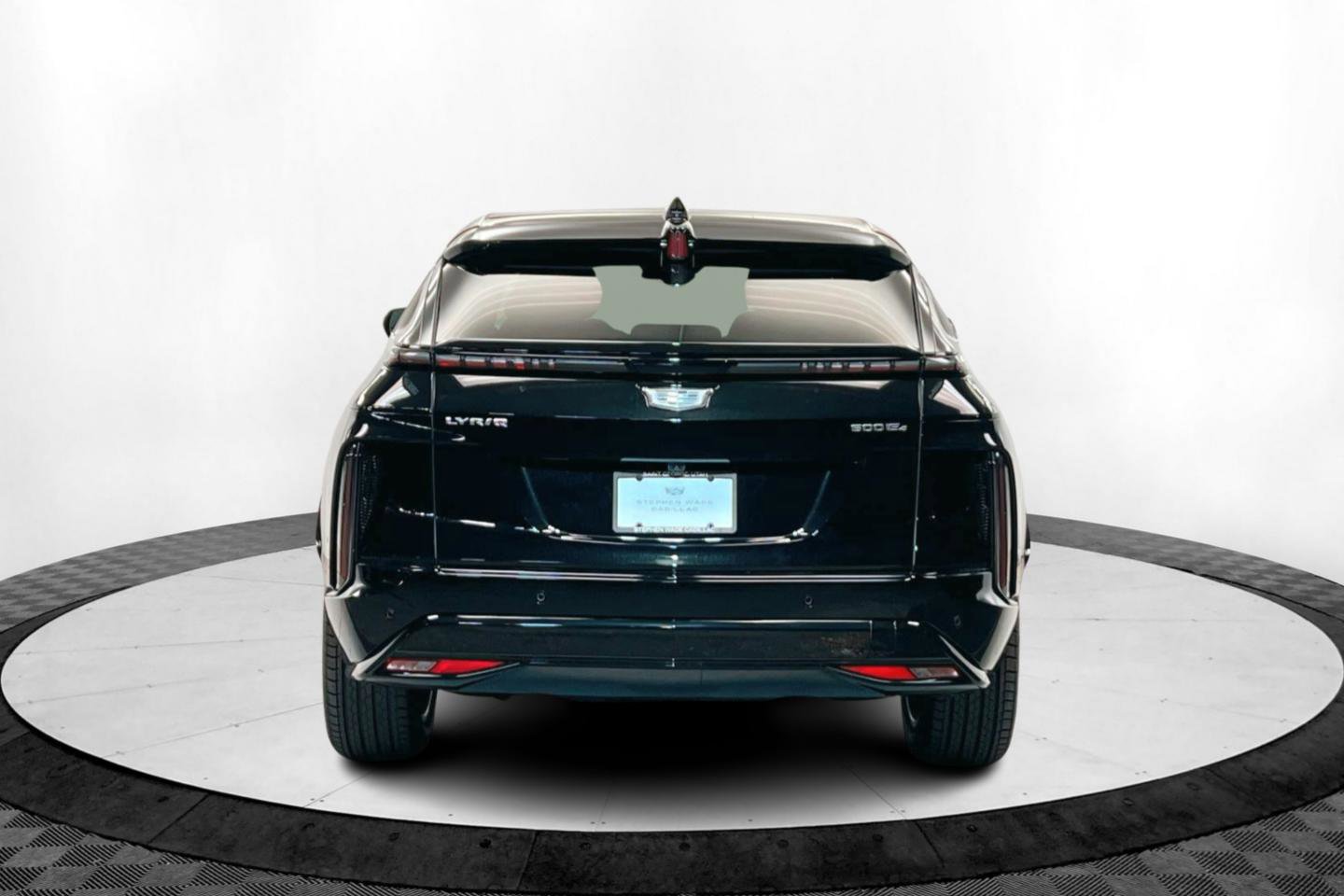 New 2025 Cadillac Lyriq Sport w/ LPO, Floor Liner Package AWD/4WD image 5