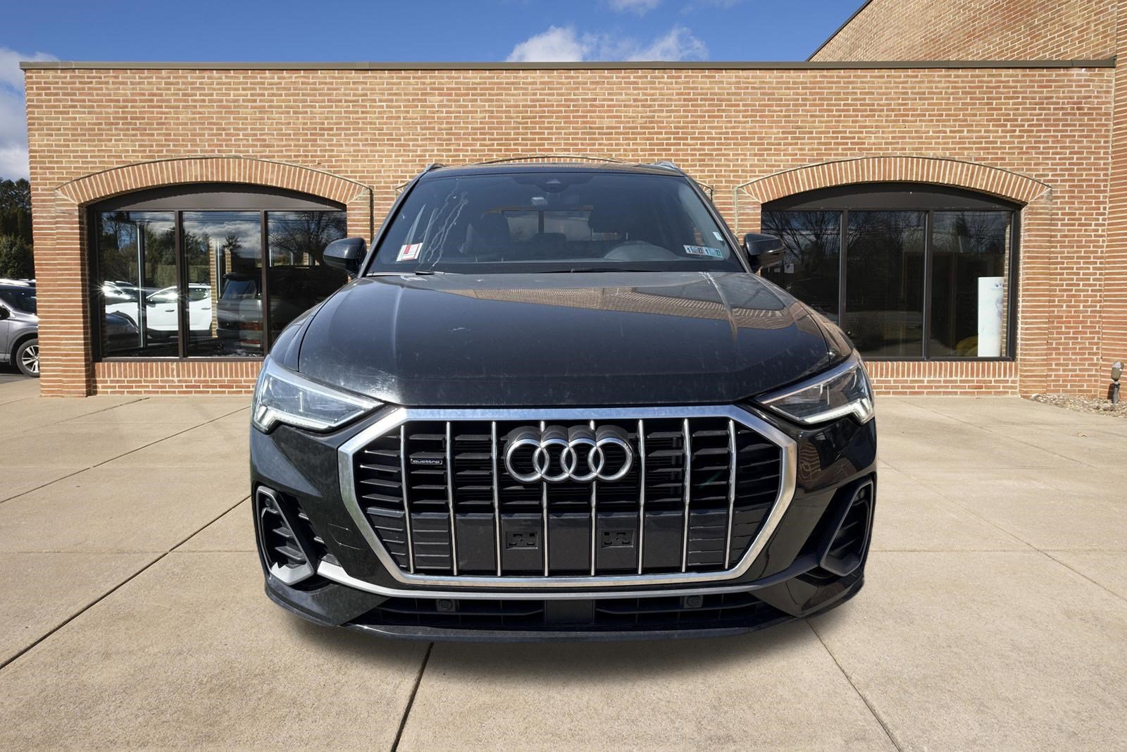 Used 2025 Audi Q3 2.0T Premium image 8