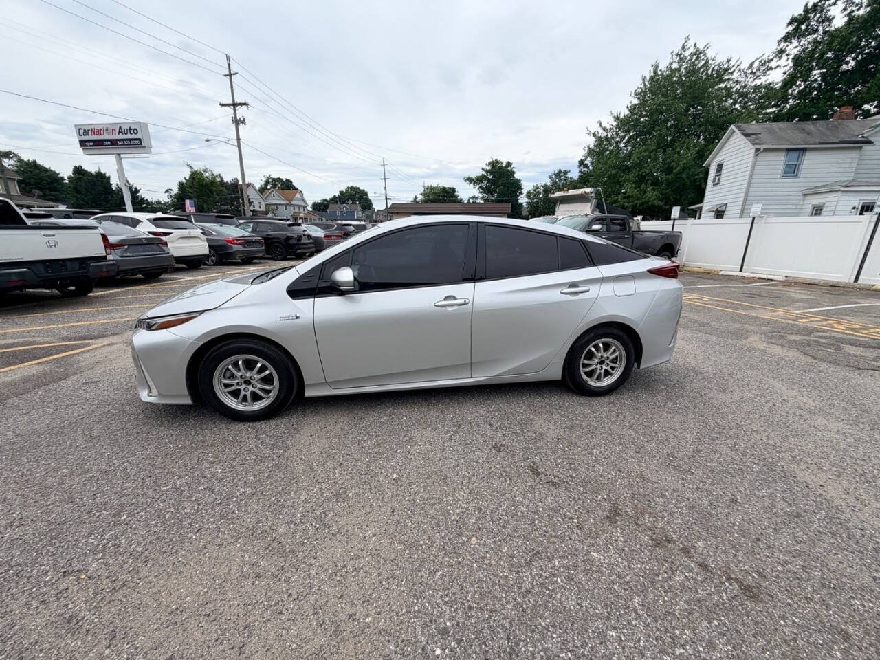 Used 2020 Toyota Prius Prime XLE FWD image 36