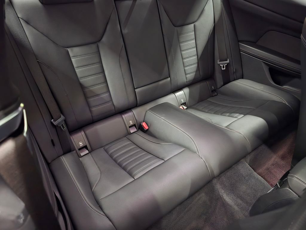 Used 2023 BMW 440i xDrive Coupe w/ Premium Package image 33