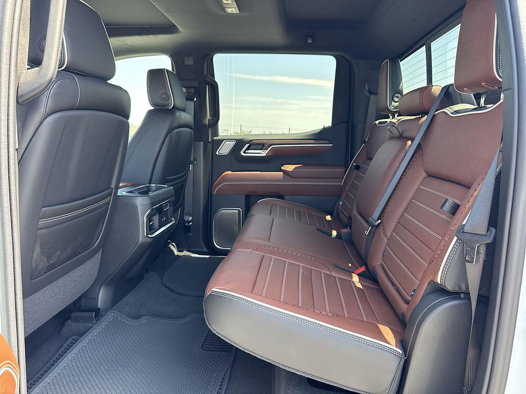 New 2026 GMC Sierra 1500 Denali Ultimate w/ LPO, Black Badging Package AWD/4WD image 25