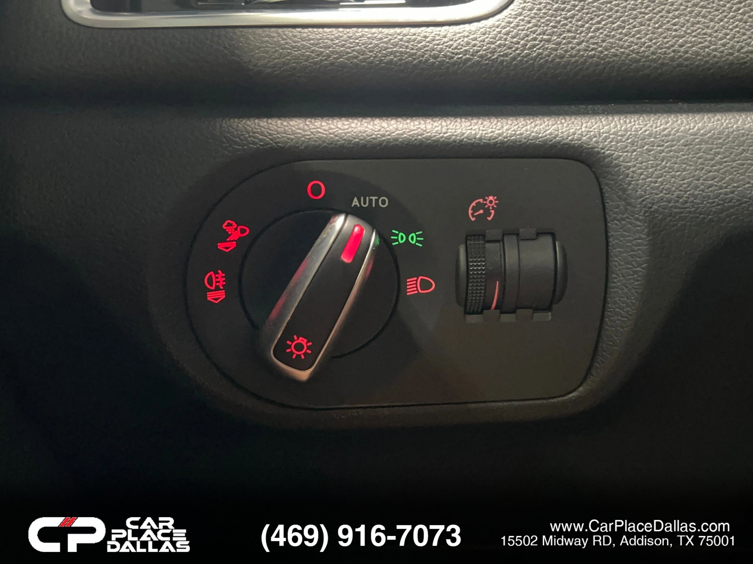 Used 2017 Audi Q3 2.0T Premium image 19