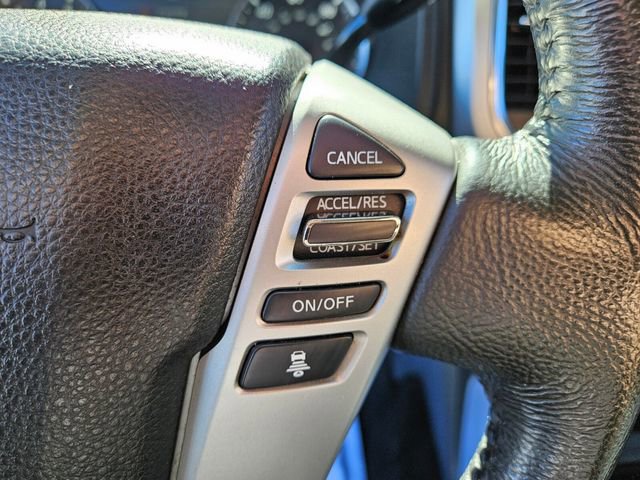 Used 2021 Nissan Titan SV w/ SV Convenience Package image 26