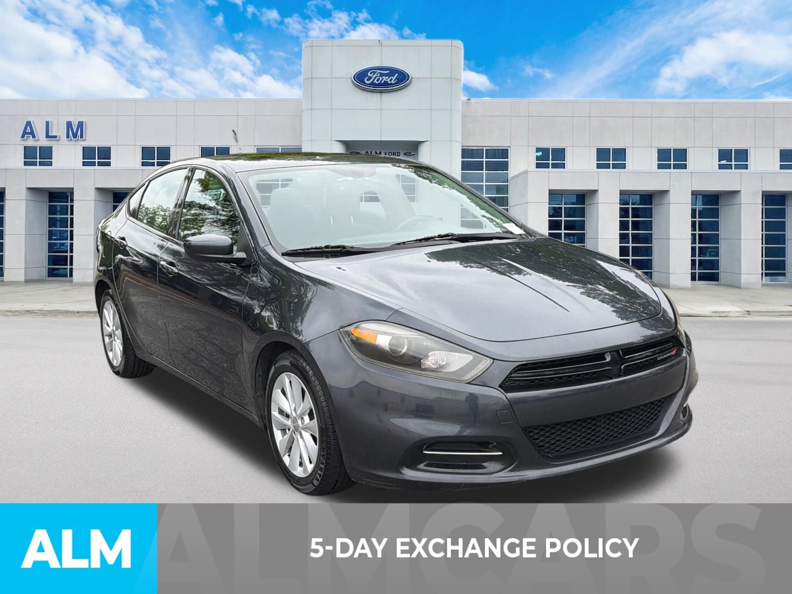 Used 2014 Dodge Dart SXT w/ Sun/Sound Group FWD image 3
