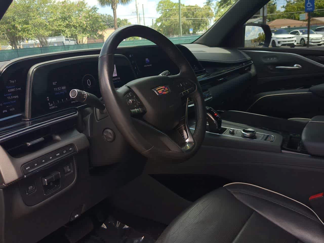 Used 2023 Cadillac Escalade Sport AWD/4WD image 10