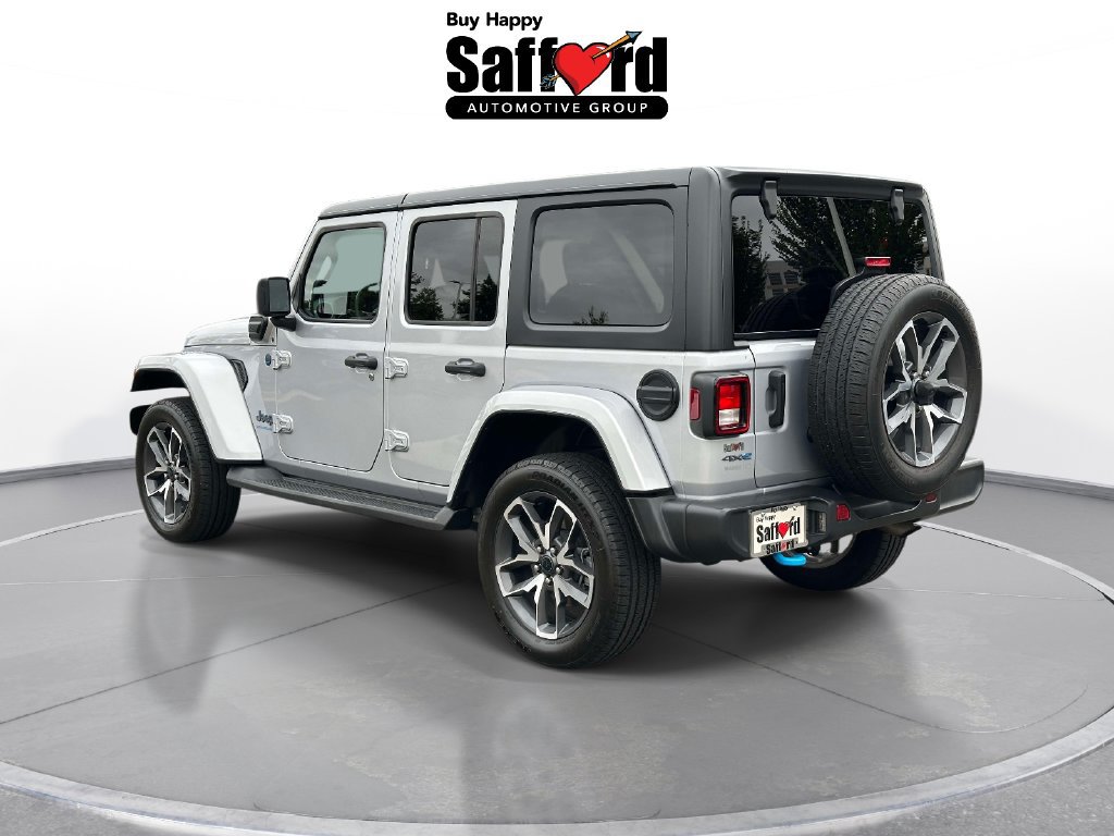 Used 2024 Jeep Wrangler Unlimited w/ Convenience Group AWD/4WD image 6