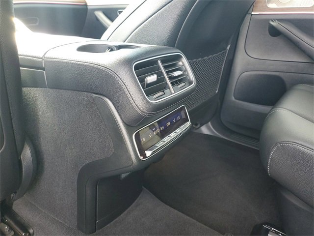 Used 2025 Mercedes-Benz GLS 450 4MATIC image 10