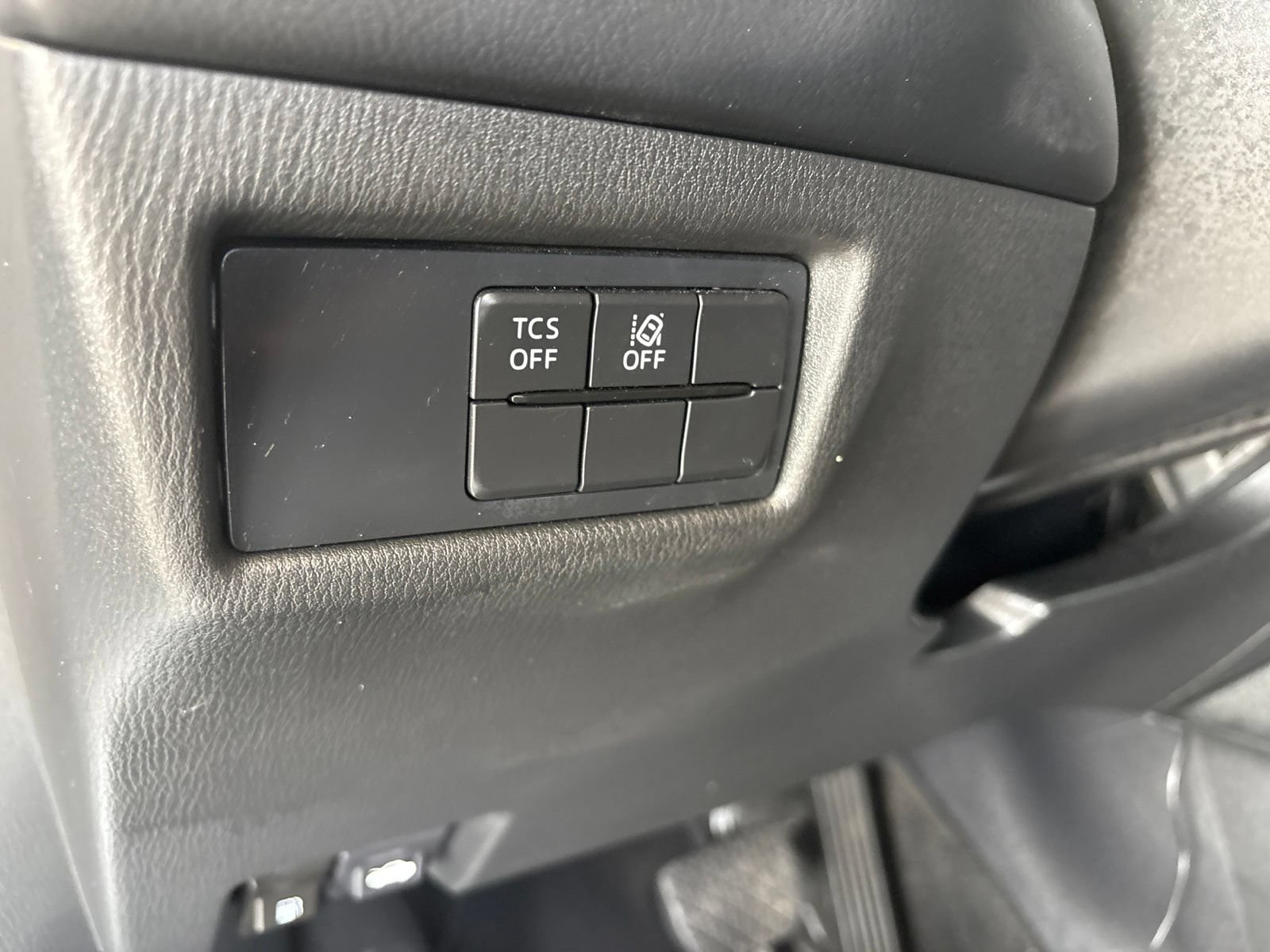 Used 2020 MAZDA CX-5 Touring FWD image 12