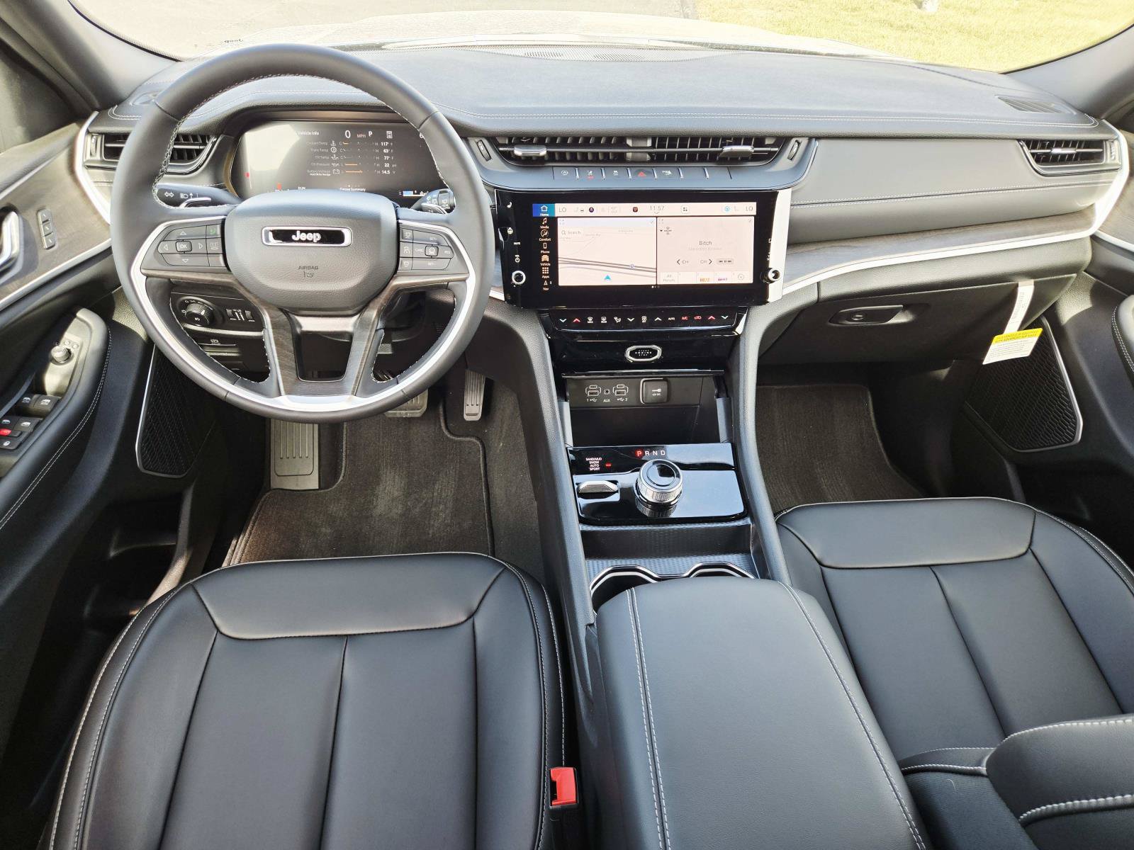 New 2026 Jeep Grand Cherokee L Limited AWD/4WD image 11