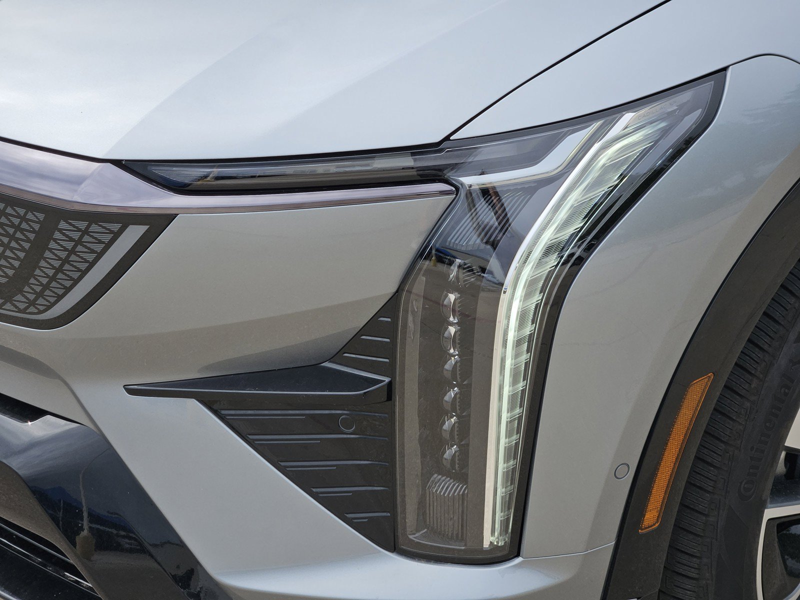 New 2026 Cadillac Optiq Sport 1 w/ LPO, Floor Liner Package RWD image 5