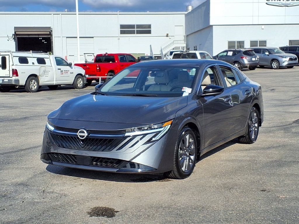 Used 2026 Nissan Sentra SL w/ Floor Mat Package FWD image 2