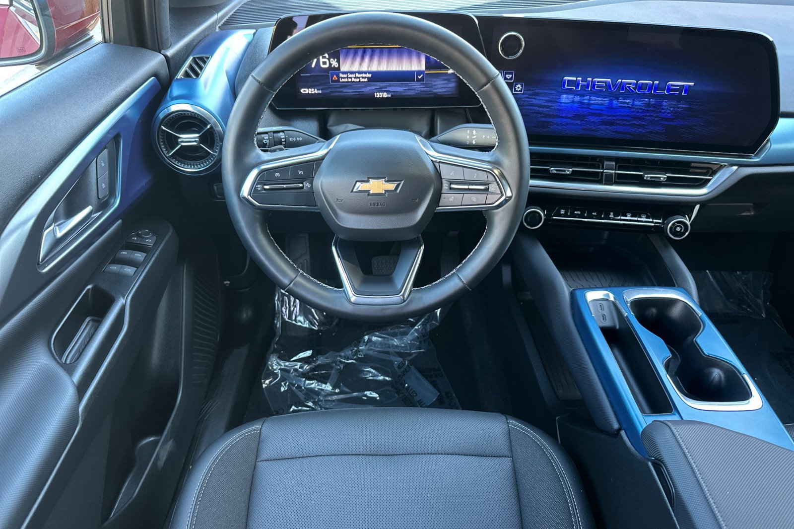 Used 2024 Chevrolet Equinox EV LT FWD image 16