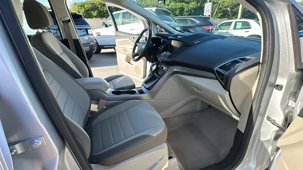 Used 2013 Ford C-MAX SE FWD image 36
