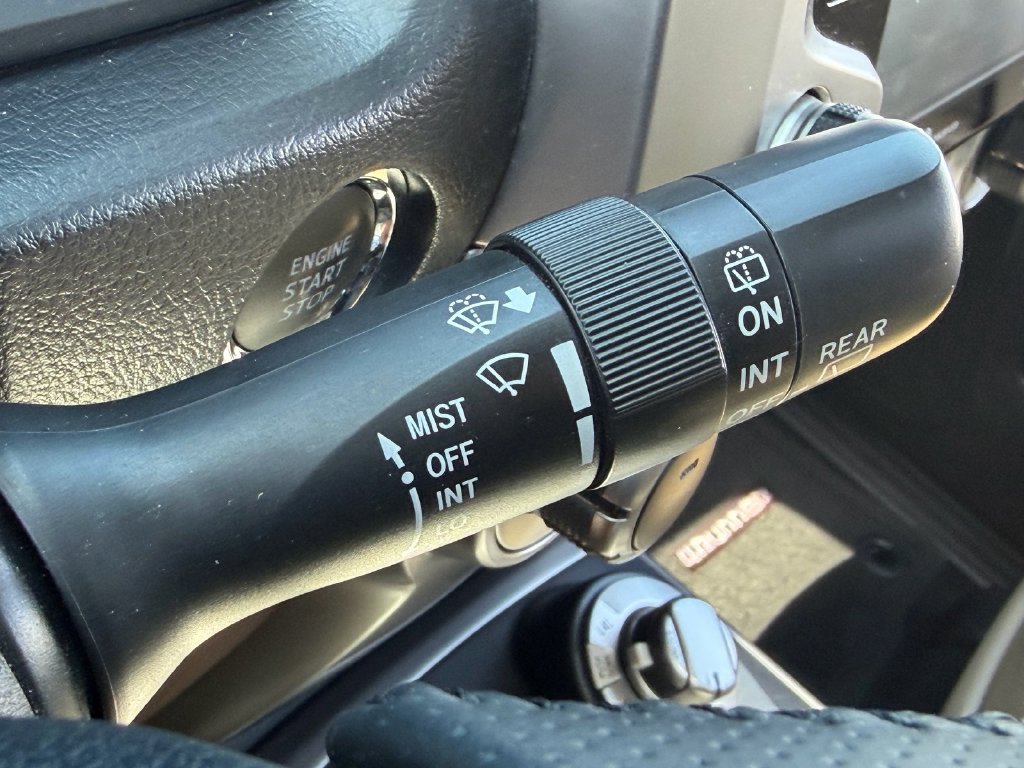 Used 2024 Toyota 4Runner Limited AWD/4WD image 33