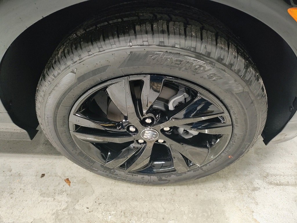 New 2026 Buick Encore GX Sport Touring image 4