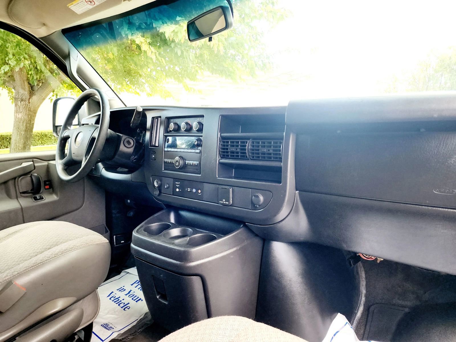 Used 2018 Chevrolet Express 2500 LT w/ LT Preferred Equipment Group image 27