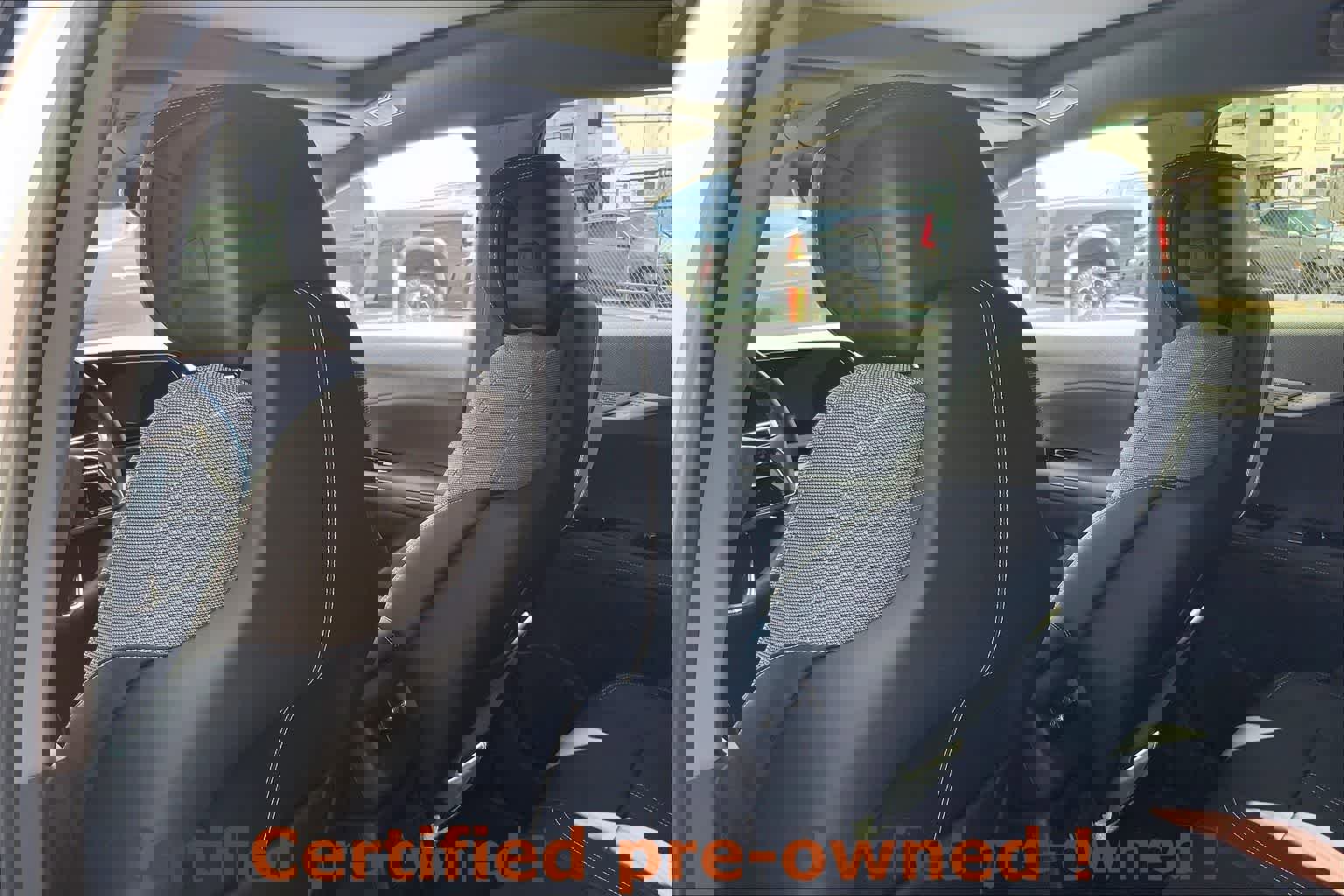 Certified 2025 Cadillac Optiq Sport 1 w/ LPO, ONYX Package image 13