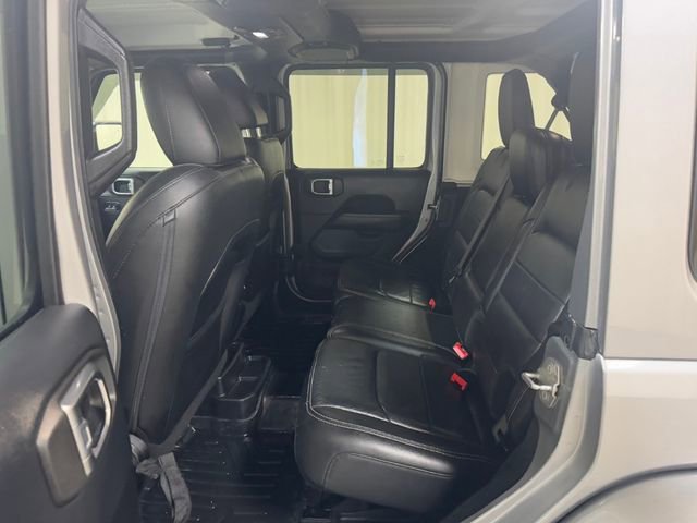 Used 2018 Jeep Wrangler Unlimited Sahara image 29