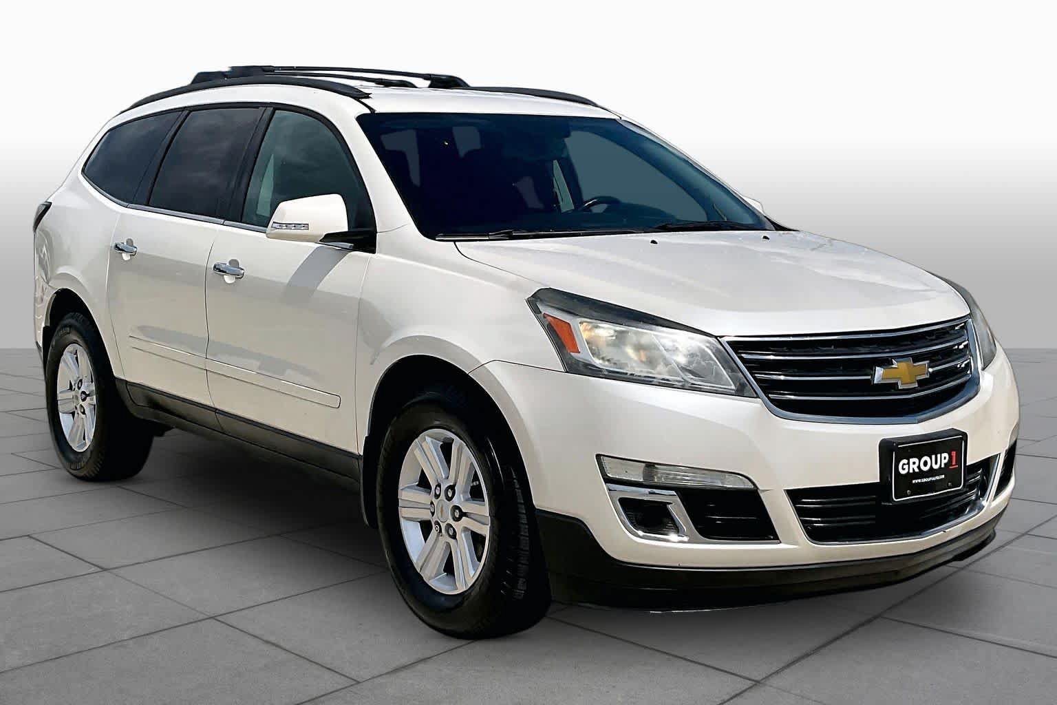 Used 2013 Chevrolet Traverse LT FWD image 3