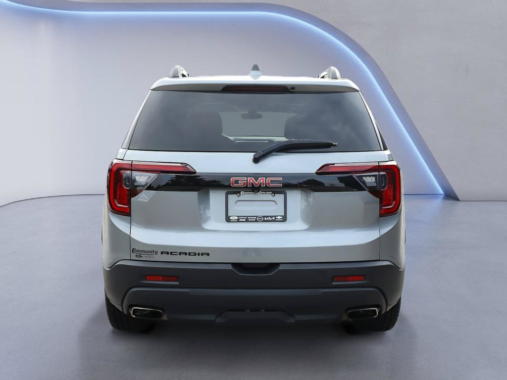 Used 2023 GMC Acadia SLE w/ Driver Convenience Package FWD image 5