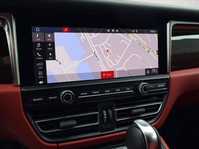 Used 2020 Porsche Macan GTS AWD/4WD image 18