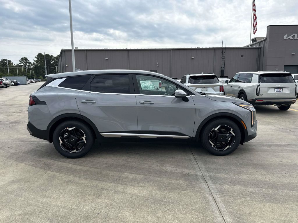 New 2027 Kia Sportage EX FWD image 9