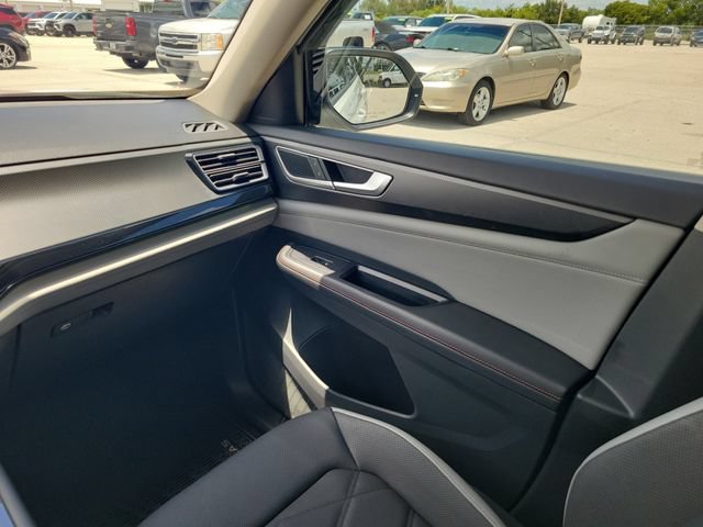 Used 2024 Volkswagen Atlas Peak Edition SEL AWD/4WD image 15