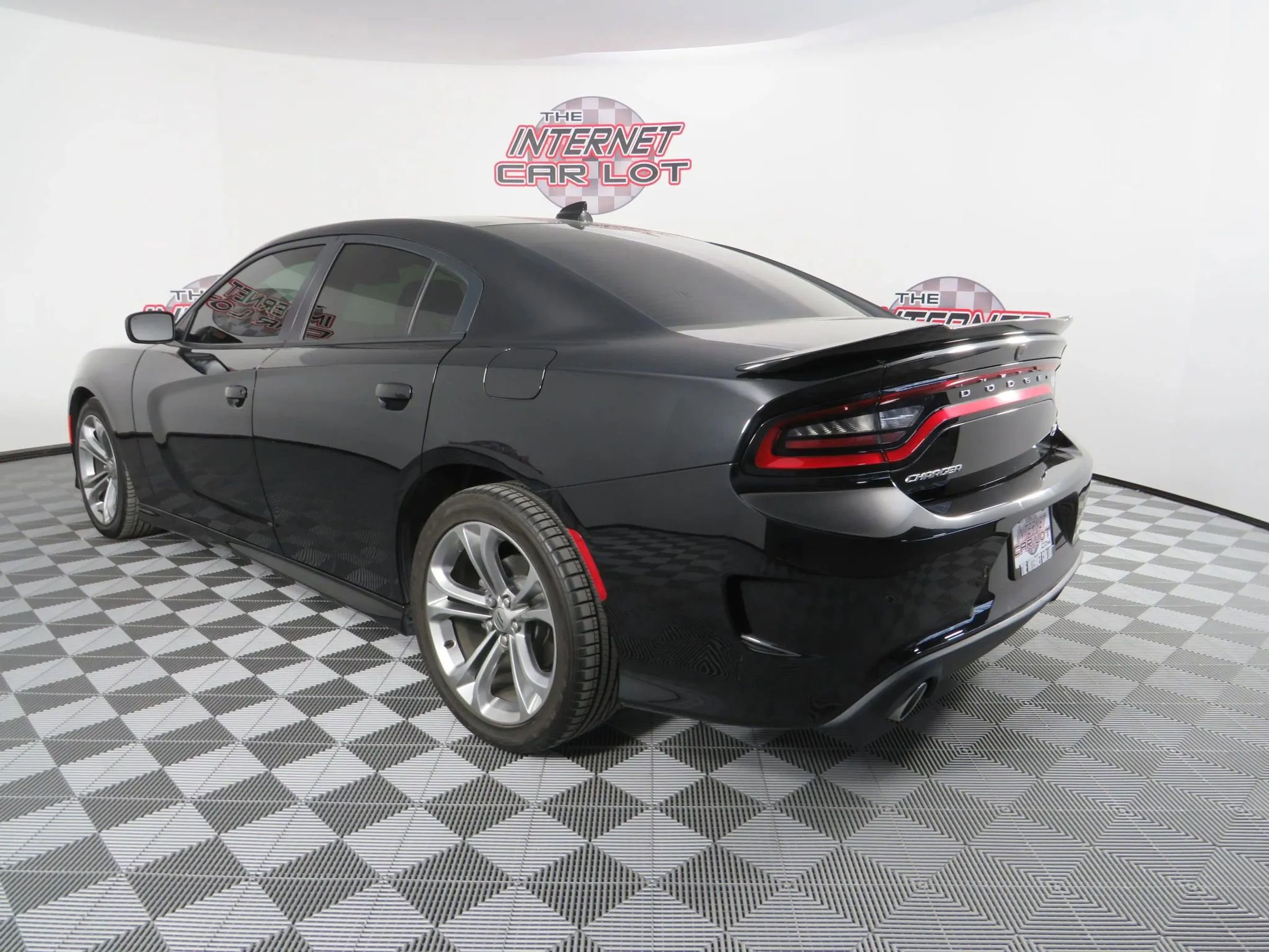 Used 2020 Dodge Charger R/T image 7