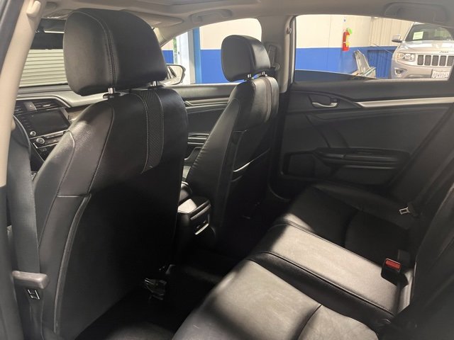 Used 2019 Honda Civic Touring image 18