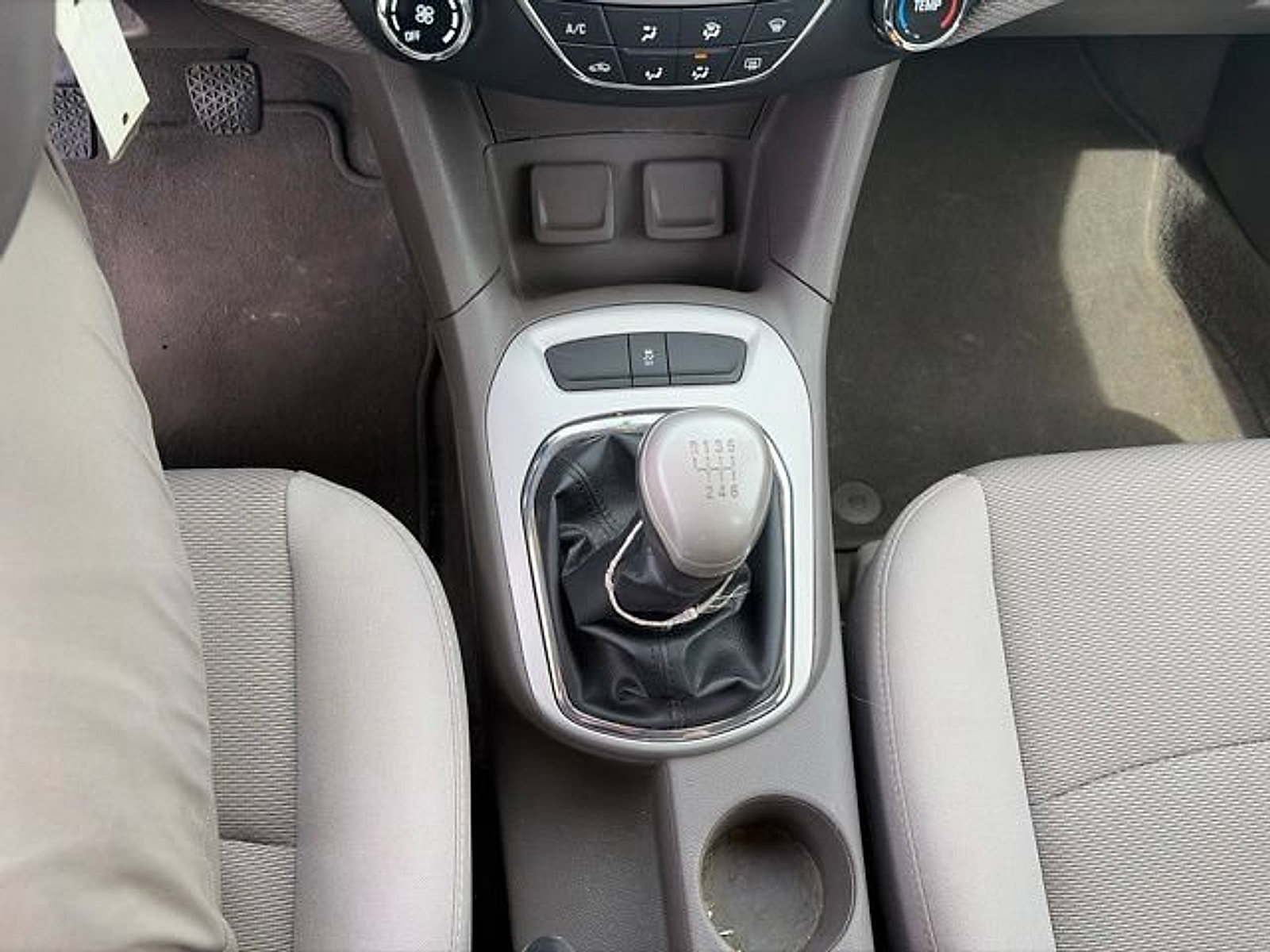 Certified 2017 Chevrolet Cruze LS FWD image 18