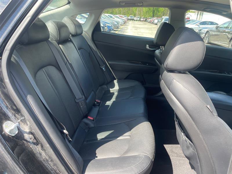 Used 2017 Kia Optima EX w/ Premium Package FWD image 14