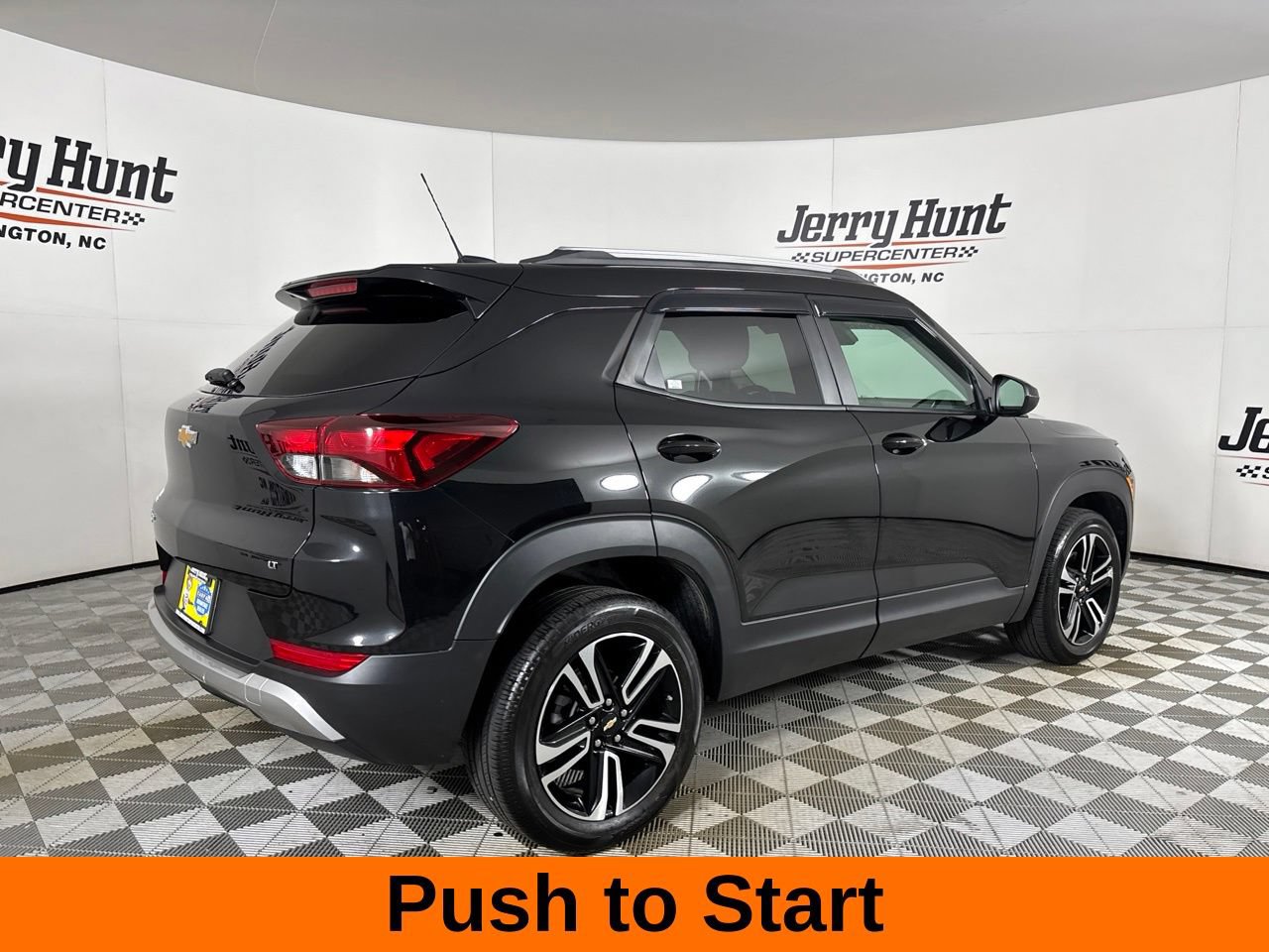 Used 2024 Chevrolet TrailBlazer LT AWD/4WD image 5